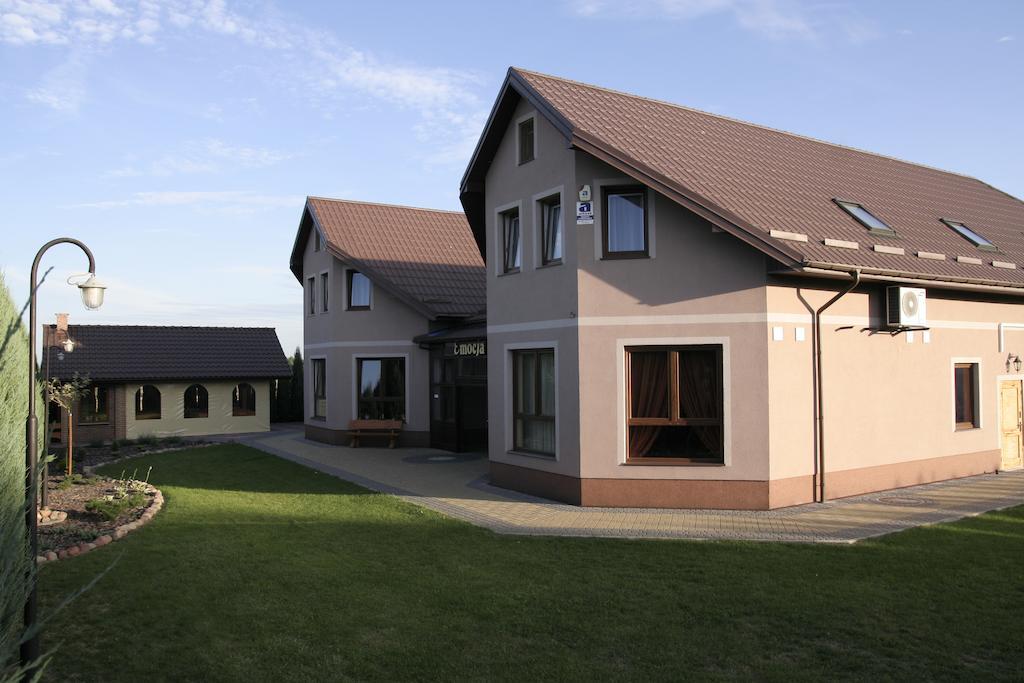 Pensjonat Emocja Leczna Exterior photo